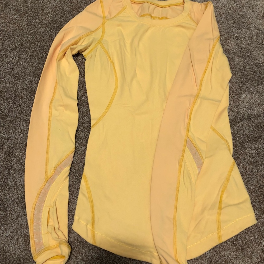 LuLuLemon long sleeve top